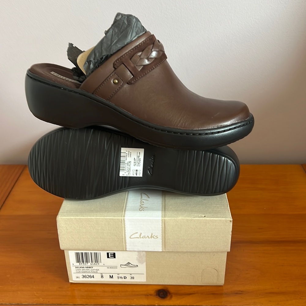 Women’s shoes